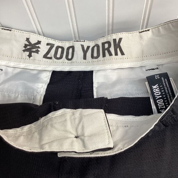 Zoo York Unbreakable Shorts Mens 32 Black Light Weight Skateboard Golf Hiking *G - Picture 1 of 8